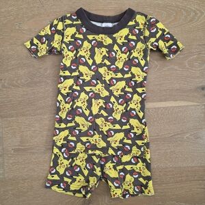 Hanna Andersson Pikachu Short john pajama set, Size 5